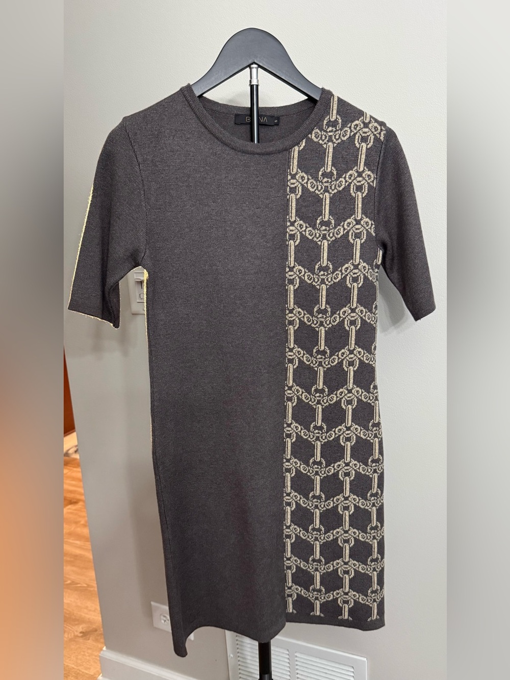 Biana Dark Gray Knit Dress with Cream Chain-Pattern Panel Size Small